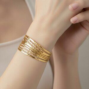 Geometric line & Golden-tone Adjustable size 304 Stainless Steel Bracelet Bangle